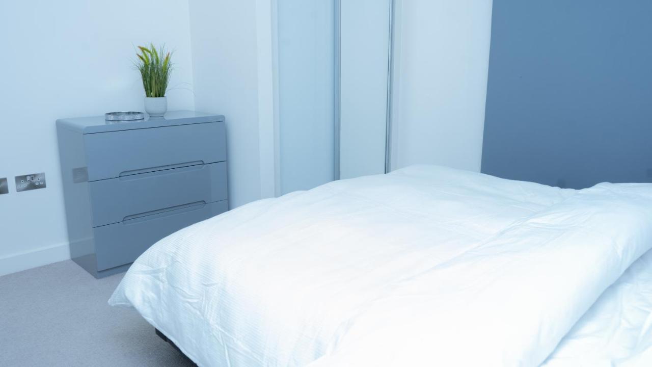Guerneville 1 Bedroom Luxury Apartment Royal Wharf By Excel Exhibition Centre 런던 외부 사진